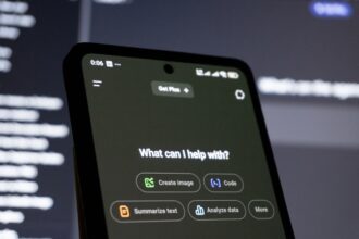 AI Chatbots in India 2026: From ChatGPT to Bhashini - Complete Guide for Indian Users