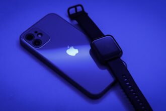 iPhone India 2026: Apple's Pricing, Manufacturing Plans & Market Share Update