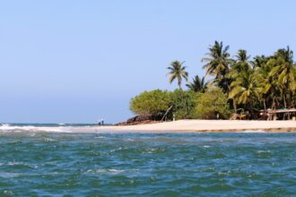 Lakshadweep's Hidden Cinema Potential: Why Bollywood Should Film in India's Coral Paradise