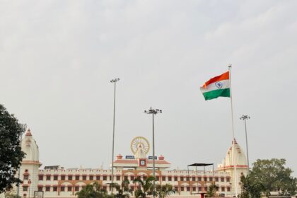 Shashi Tharoor Complete Guide: From UN Career to Congress Leader's Journey