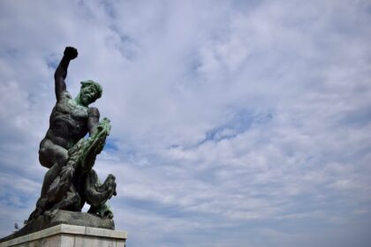 Heracles vs Ajax: Epic Greek Heroes Battle Analysis - Who Would Win in 2026?