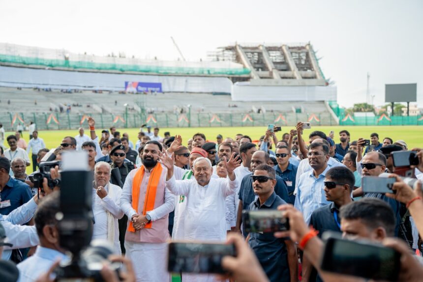 Manoj Tiwari: From Bhojpuri Superstar to BJP Leader - Complete Journey in 2026