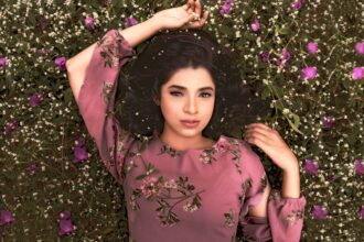 Ekta Kapoor Complete Guide 2026: Television Queen से OTT Empress बनने की Journey