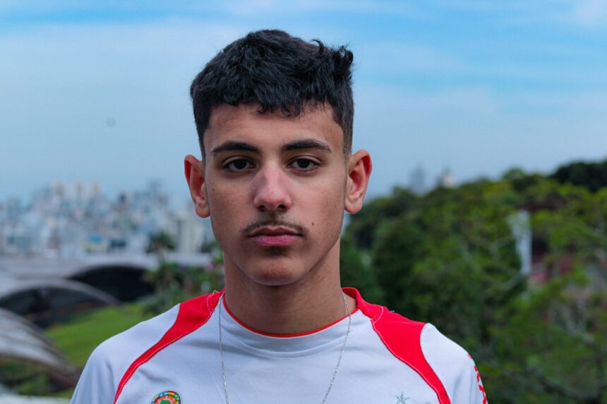 Otávio - Brazilian Football Star Making Waves in European Football Scene