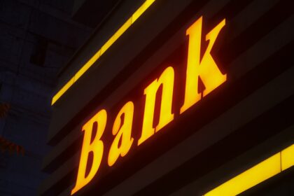 Bank Fraud in Indian Sports: How Athletes Like Virat Kohli and MS Dhoni's Names Get Misused by Scammers