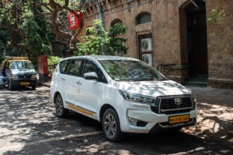 Toyota Innova Crysta 2026: Price, Features aur Complete Review - Kya Ye MPV King Hai?